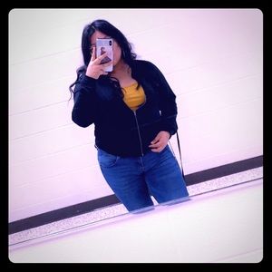 Meet your Posher, Cristina